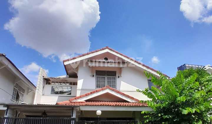 Comfortable and Lush House in Bintaro Jaya Sector 9 2