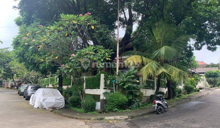 Dijual rumah asri di Puri Cinere posisi Hoek 
Depok kota
 2