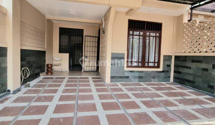 Disewakan rumah ada furnished tanah kusir Jakarta selatan 1