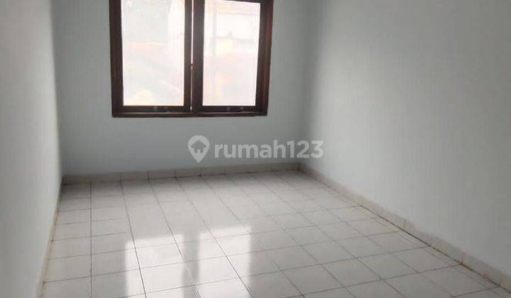 Rumah 2 Lantai Bagus di Rempoa Ciputat timur 2