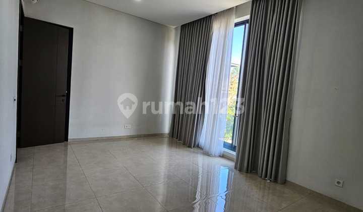 Rumah Nyaman Dan Asri 2 Lantai Di Discovery Bintaro Tangsel 2