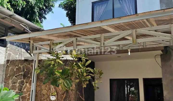 Rumah Bagus Asri Di Cluster Flamboyan Rempoa Ciputat Timur