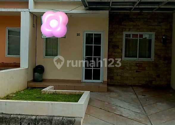 Rumah Cantik 2 Lantai Di Cluster Area Rempoa Tangsel