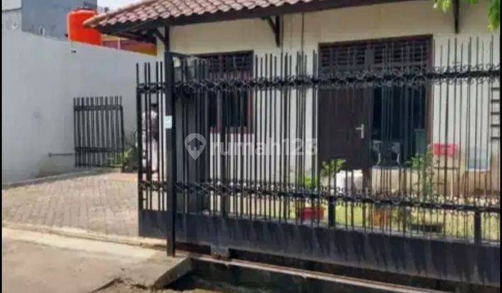 Rumah Butuh Renovasi 2 Lantai Di Komplek Pertamina 1