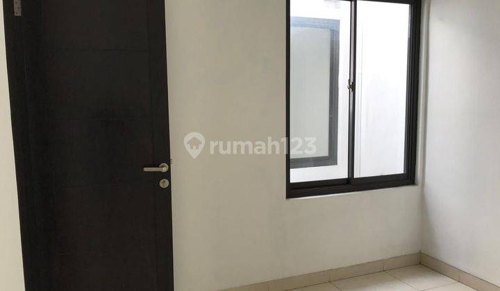 Rumah  Bagus 2 Lantai Di Komplek  Bintaro Sektor 5 2