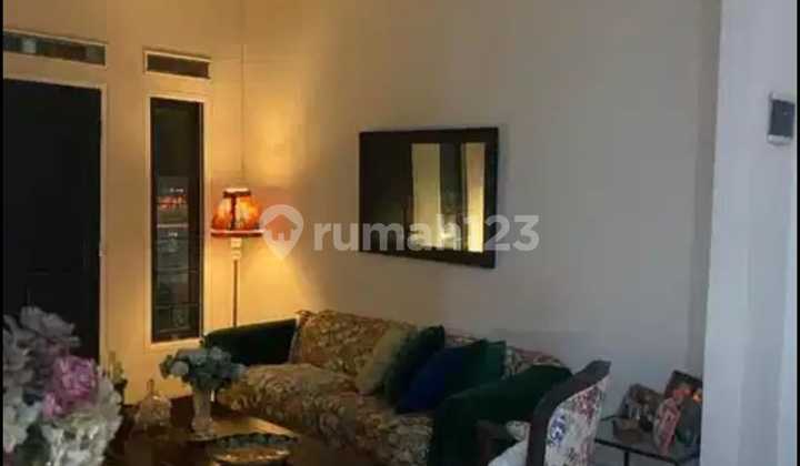 House for Quick Sale in the Diamonds Cluster in East Ciputat 2