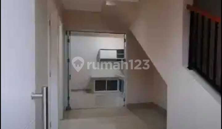 Rumah Siap Huni 2 Lantai Di Area Graha Raya Tangsel 2