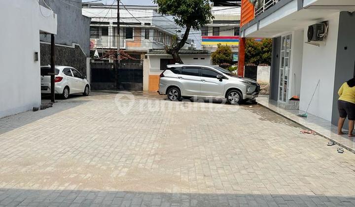 Nice House and Tidy Boarding House in Joglo, West Jakarta