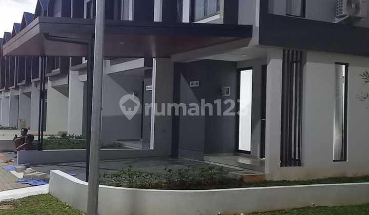 House, Beautiful Flood-Free in Kebayoran Harmoni Bintaro Jaya