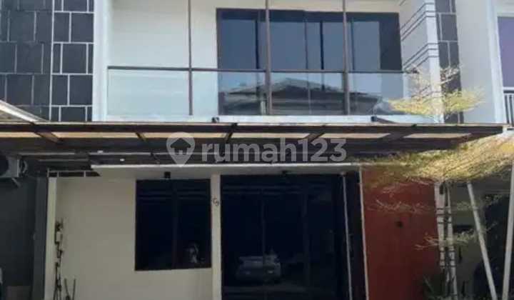 Rumah 2 Lantai Posisi Strategis Dekat Mrt Lebak Bulus