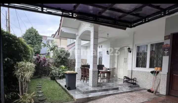 Rumah Cantik Asri Bebas Banjir di Cirendeu Tangsel 2