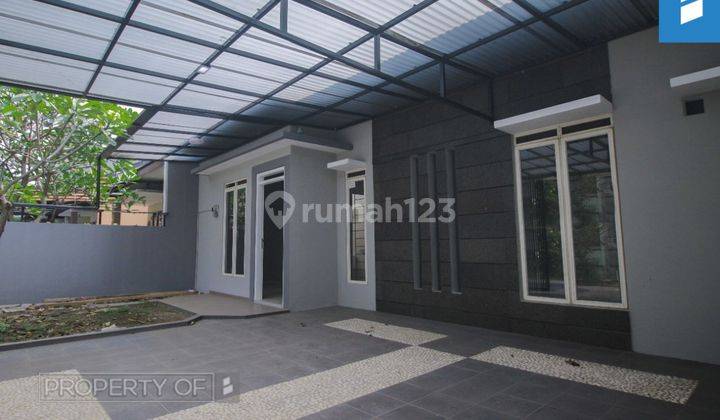 Rumah Taman Holis Indah 2 Full Renov Dengan Lebar Muka 10m Siap Huni 1