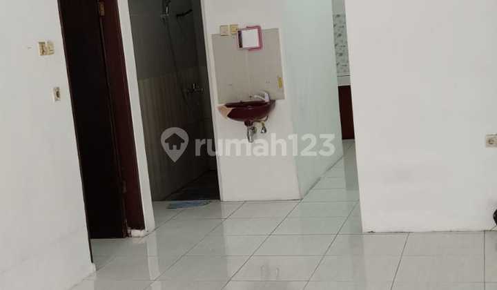 Rumah Taman Holis Indah Siap Huni Letak Strategis 5