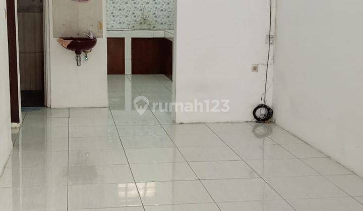 Rumah Taman Holis Indah Siap Huni Letak Strategis 1