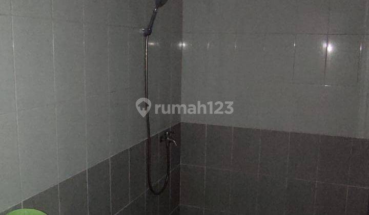 Sewa Rumah Taman Holis Indah Siap Huni Full Kanopi 2