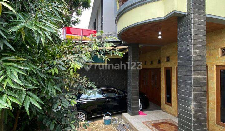 Rumah Sarijadi Clasic Mediteraniani 2 lantai Lokasi Strategis Siap Huni 1