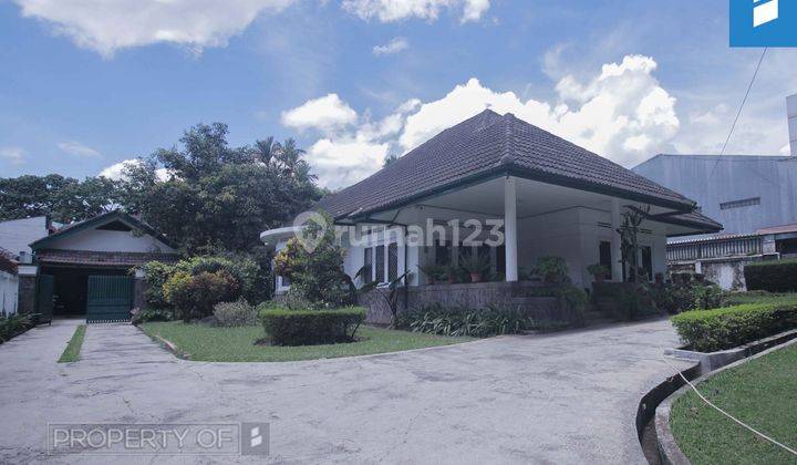 Rumah mewah Dipatiukur Lokasi Nyaman Strategis sayap Dago bandung 1