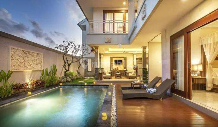 Villa 3 Bedrooms, Nice and Fully Furnished in Jimbaran, Bali 1