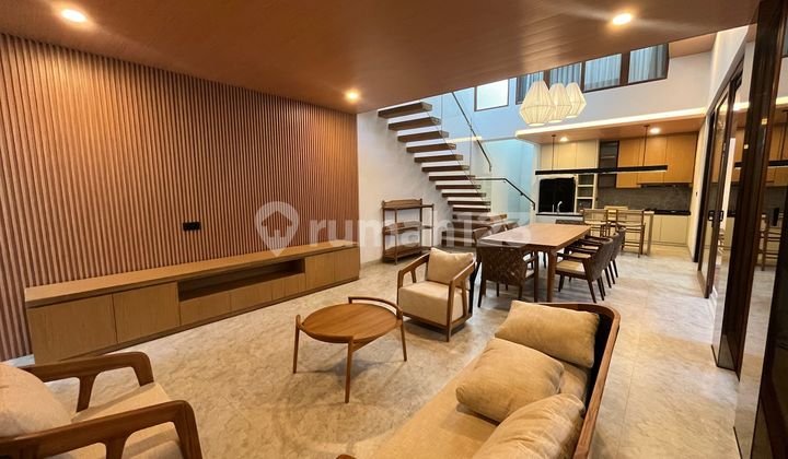 VILLA MODERN TROPICAL LUXURY, STRATEGIS DEKAT ATLAS VILLA MODERN TROPICAL LUXURY, STRATEGIS DEKAT ATLAS