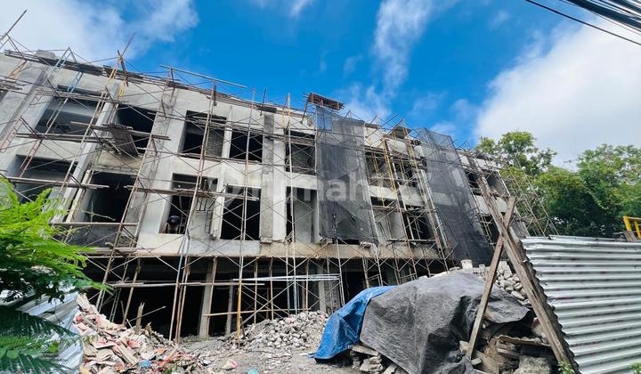 RUKO 3 LANTAI BERADA DI LOKASI STRATEGIS MAINROAD RAYA PECATU