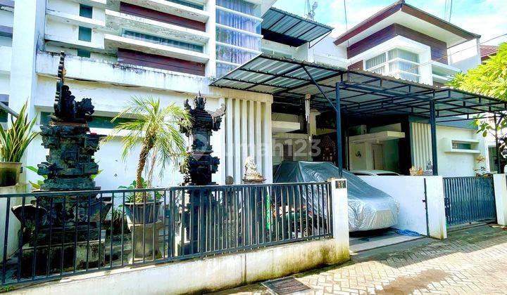RUMAH 3 KAMAR TIDUR MODERN MINIMALIS DI KEROBOKAN, SEMINYAK 1