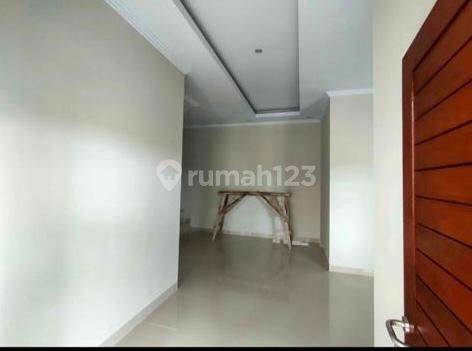 RUMAH BARU SIAP HUNI MINIMALIS 2 LANTAI DI SIDAKARYA, DENPASAR 2