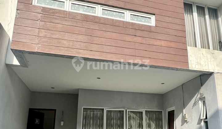 For Sale Rumah Modern Dalam Town House di Veteran Jakarta Selatan For Sale Rumah Modern Dalam Town House di Veteran Jakarta Selatan
