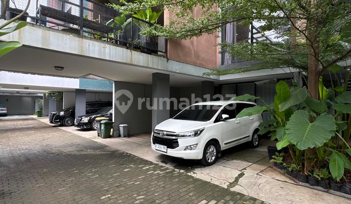 For Sale Townhouse Tropis Contemporer Lebak Bulus Area - Jaksel For Sale Townhouse Tropis Contemporer Lebak Bulus Area - Jaksel