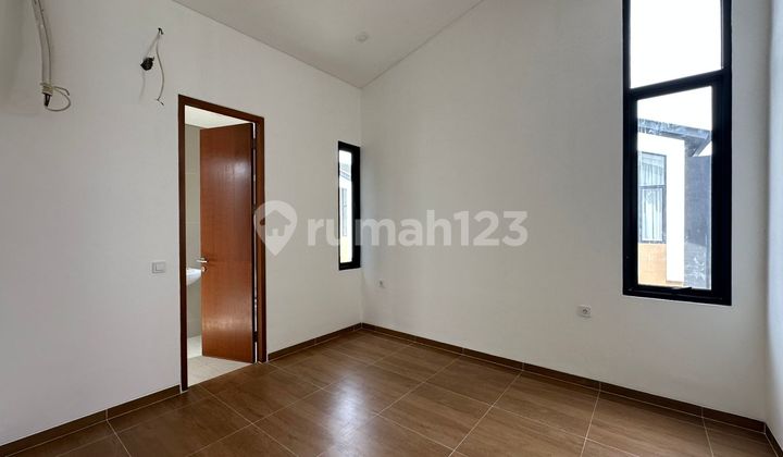 For Sale Rumah Siap Huni Design Modern Compact Layout Dalam Cluster 2