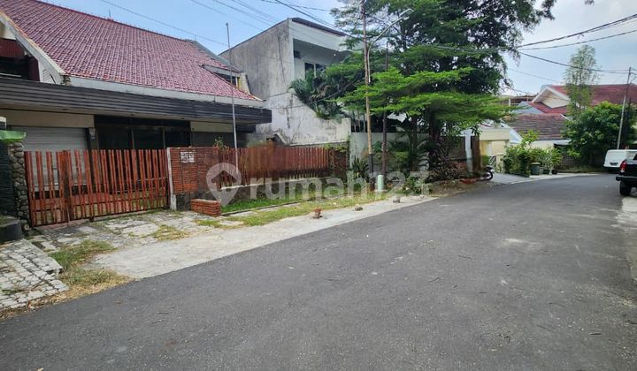 For Sale Rumah Lama Hitung Tanah Dalam Komplek Jln Lebar di Kebayoran Baru
