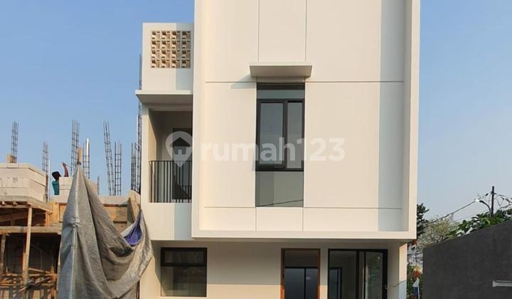 Dijual murah hunian dalam cluster di wilayah Cirendeu