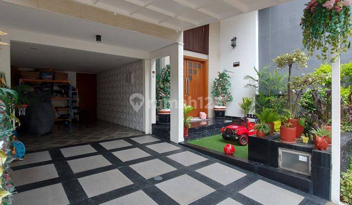 Rumah 2 Lantai Bagus Furnished di Graha Raya, Tangerang Selatan 2