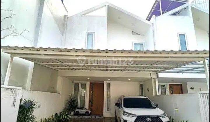 Dijual Rumah Scandinavian Dalam Komplek Di Petukangan Selatan, Pesanggrahan 1