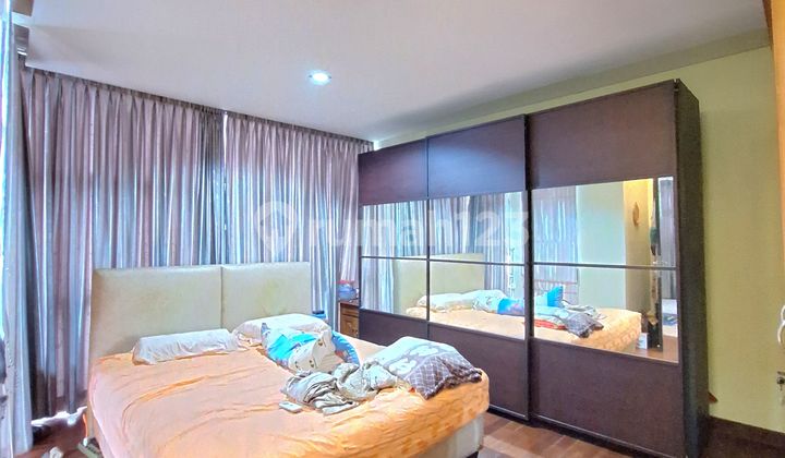 Rumah modern minimalis 2 lantai with private pool di lebak bulus 2