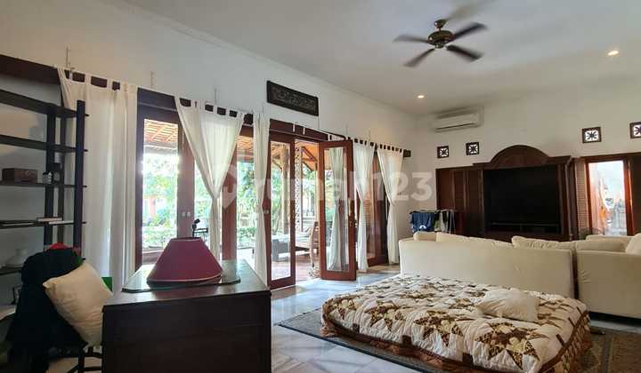 For Sale Rumah Mewah Etnik Bali Dalam Komplek Elit Cirendeu Tangerang Selatan Hitung Tanah