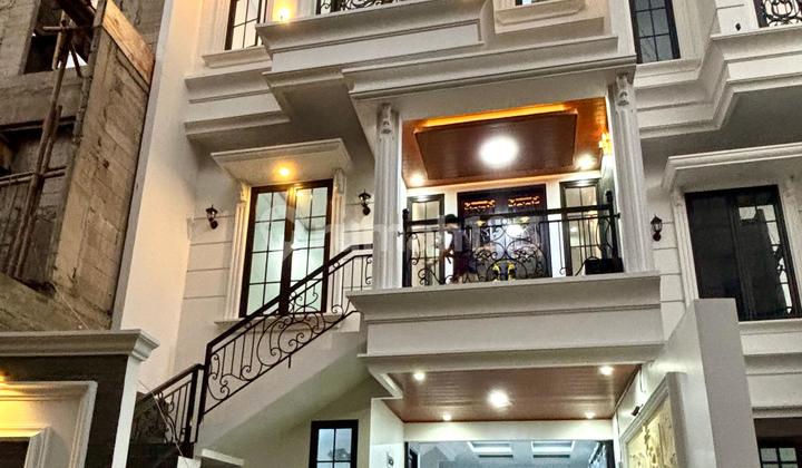 Brand New Townhouse Andara, Cilandak, Jakarta Selatan