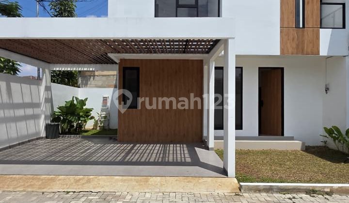 Modern Minimalist House in Jurang Mangu, Pd. Aren, Near BINTARO, South Tangerang
