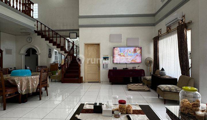 Dijual Rumah Modern Siap Huni Dengan Kondisi Terawat Beserta 8 Unit Kamar Kost kostan di Cirendeu 2