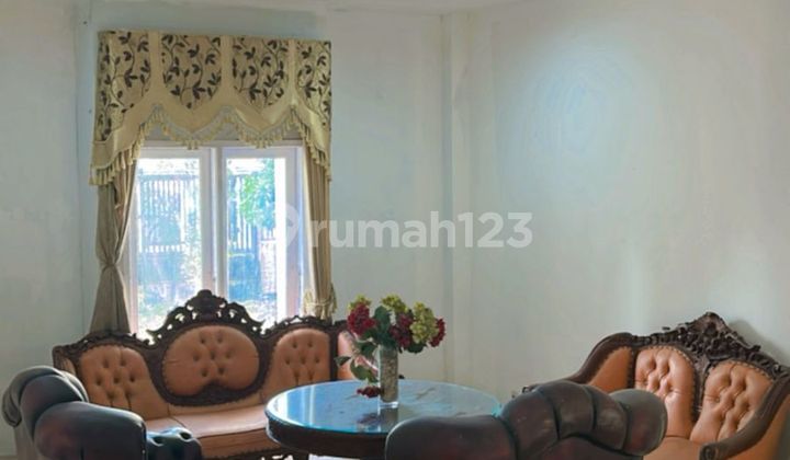 Rumah Konsep Classic, Baru Selesai Renovasi, Siap Huni, di Tapos-Depok 2