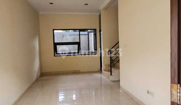 For Sale Secondary House in Cluster Area Bintaro Pondok Ranji South Tangerang 2