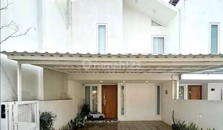 Dijual Rumah Scandinavian Dalam Komplek Di Petukangan Selatan, Pesanggrahan 1