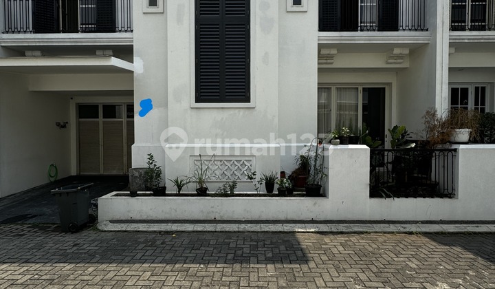 Dijual atau Disewakan Rumah Modern Classic Siap Huni di Kemang, Jakarta Selatan 2