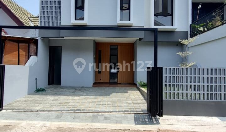 Brand New Rumah di Bintaro Jaya Sektor 3 bergaya Modern Minimalis lokasi strategis