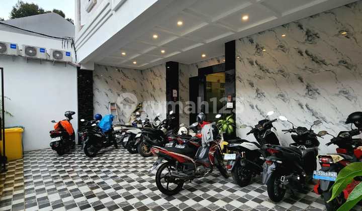 Brand New Dijual Rumah Kost Mewah dan Exclusive di Kebayoran Baru Nempel Pim 2
