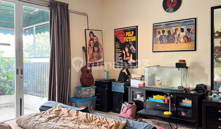 For sale: house in the Bali View housing complex, Cirendeu, South Tangerang. 2