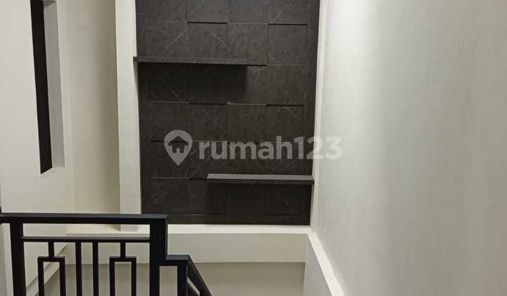 Beautiful Poris Indah House for Sale with SHM 2