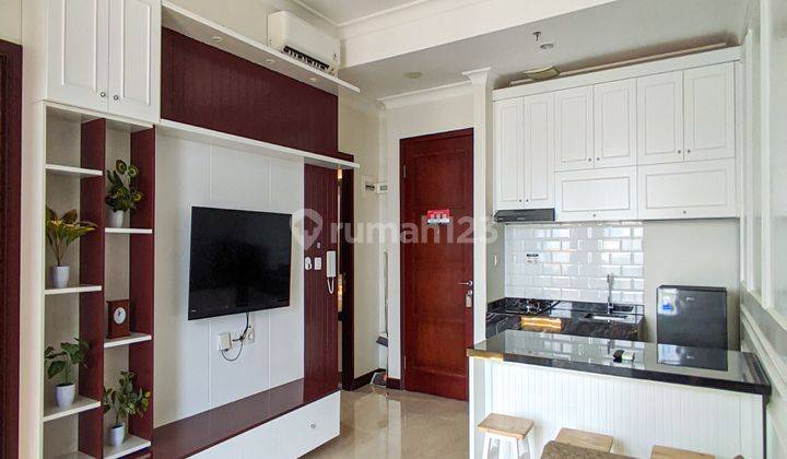 Apartemen lantai rendah Di Permata Hijau Suites 2 BR Furnished 1