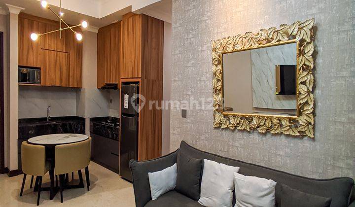 Apartemen Furnished 3 BR di Permata Hijau Suites 2