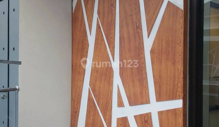 Dijual Rumah Baru Gress di Kutisari 9