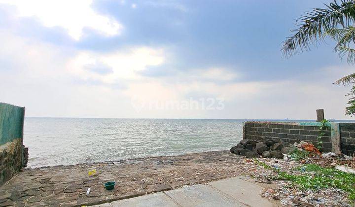 Vila Baru Renovasi Pinggir Pantai Di Anyer Serang Banten 13